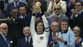 Franz Beckenbauer é uma lenda do futebol alemão