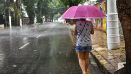 A previsão do tempo é para mais chuva durante tarde e noite na cidade