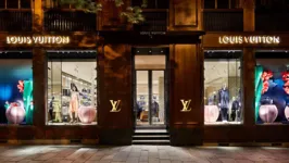 O grupo LVMH controla marcas como Louis Vuitton, Dior, Celine e Sephora