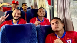 Jogadores do Águia na viagem para Paragominas