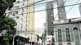 Belém, Pará, Brasil. Cidade. Travessa Benjamin Constant com a Avenida Nazaré. Em comemoração aos 408 anos da fundação de Belém, O Diário dá início a mais uma edição do Projeto "Belém Ruas Históricas" que abordará a história de 10 ruas da cidade. 16/01/2024. Foto: Irene Almeida/Diário do Pará.