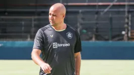 Catalá coloca a mão na massa e dá inicio a temporada 2024 no Clube do Remo