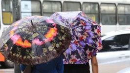 A previsão é de muitas nuvens e pancadas de chuva frequentes no litoral do Pará.