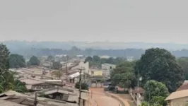 Cidade ficou coberta por fumaça no último mês