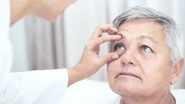 Colesterol alto pode apresentar sinais nos olhos e em outras partes do corpo.