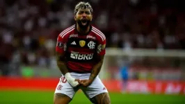 Gabigol, que marcou 20 gols em 58 jogos em 2023, garante que jogou boa parte da temporada lesionado.