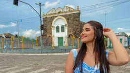 Leticia usa vídeos e conteúdos para levar a cidade de Vigia nas redes sociais