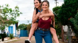 Tatá Werneck e Ingrid Guimarães são irmãs em filme