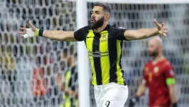 Benzema em ação pelo Al-Ittihad, que estreia nesta terça-feira (12), no Mundial de Clubes da Fifa.