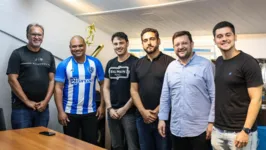 Reunião entre representante da Pallas (RJ),membros da FPF e dirigentes do Paysandu, na última quinta-feira (22).