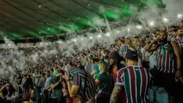 A torcida do Fluminense está preparando uma despedida emocionante no emparque da delegação tricolor para a Arábia Saudita.