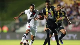 Vasco x Volta Redonda é um dos jogos deste sábado (24) do Cariocão 2024; veja onde assistir ao vivo e horário.