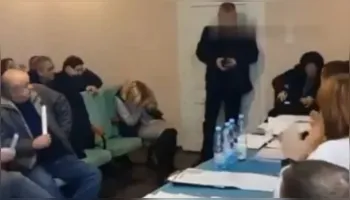 Vídeo: Deputado ucraniano explode granadas em sessão • DOL