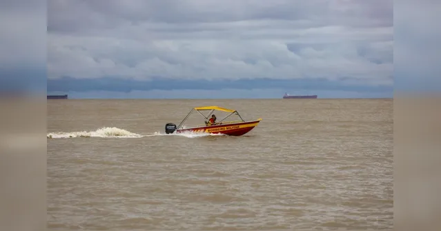 Imagem ilustrativa da notícia Corpo de Bombeiros reforça prevenção nos balneários do Pará