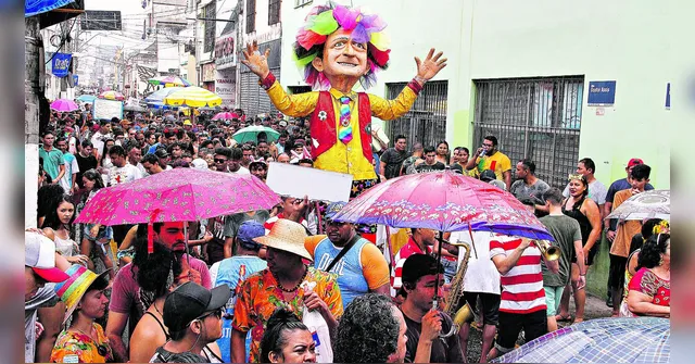 Imagem ilustrativa da notícia Dias de folia devem ser com chuvas frequentes