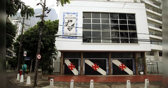 Imagem ilustrativa da notícia Atleta do Vasco é acusado de suposto furto de celular no RJ