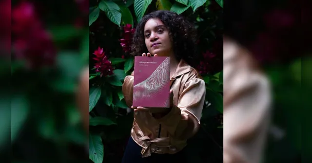 Imagem ilustrativa da notícia Poeta paraense Antonia Nayane lança  “Abraço sua crina”
