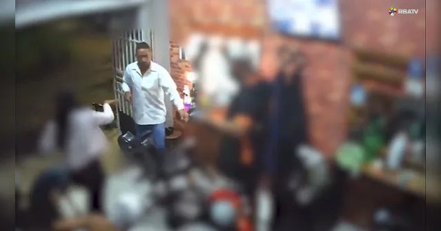 Imagem ilustrativa da notícia Vídeo: Assaltante de barbearia na Grande Belém é morto