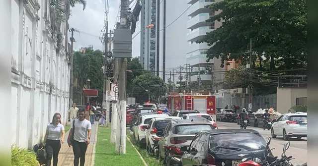 Imagem ilustrativa da notícia Princípio de incêndio é registrado em prédio de Belém 