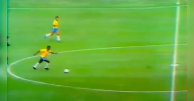 Imagem ilustrativa da notícia O golaço de Nicolas e a história do "gol que Pelé não fez"