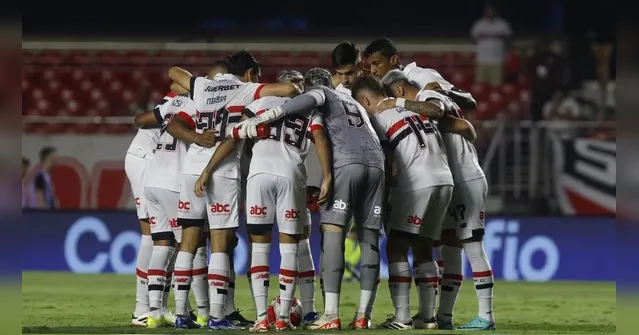 Imagem ilustrativa da notícia São Paulo busca liderança contra a Ponte. Veja onde assistir