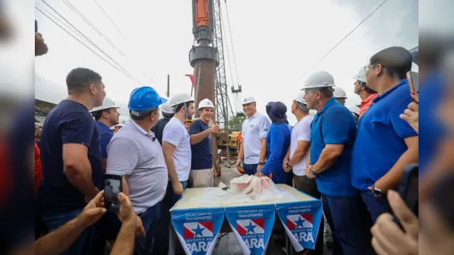 Imagem ilustrativa da notícia Helder assina ordem de serviço para ponte de Outeiro