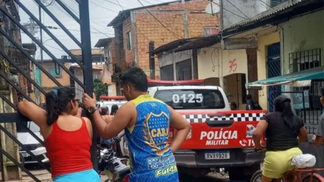 Imagem ilustrativa da notícia Barreiro: mulher é suspeita de matar companheiro a martelada