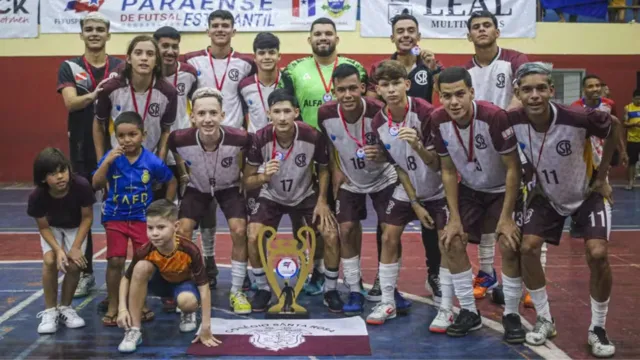 Imagem ilustrativa da notícia Santa Rosa vence Campeonato Paraense de Futsal Estudantil