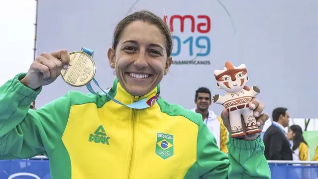 Imagem ilustrativa da notícia Atleta brasileira tem melhora, mas estado ainda é grave