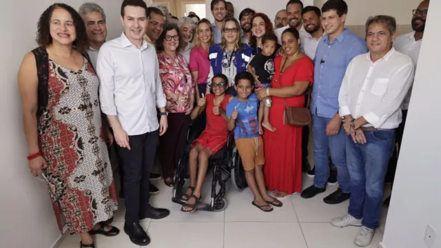 Imagem ilustrativa da notícia No Recife, Jader Filho entrega residências para 600 famílias