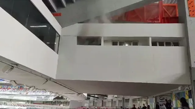 Imagem ilustrativa da notícia Vídeo: Mangueirão registra fumaça em cabines antes do Re-Pa