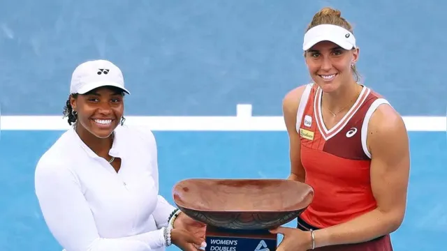 Imagem ilustrativa da notícia Bia Haddad é campeã de duplas do WTA 500 de Adelaide