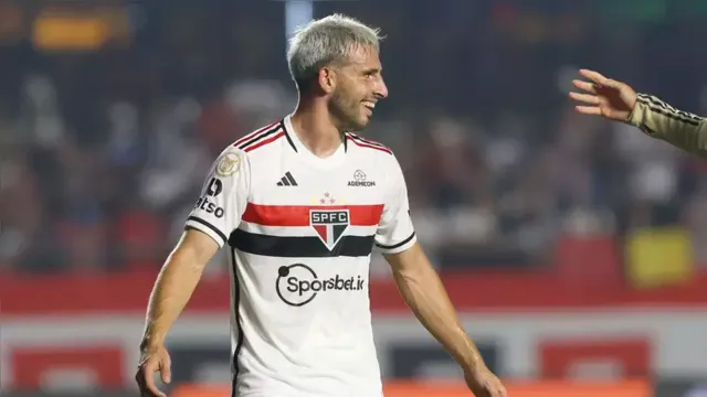 Imagem ilustrativa da notícia Calleri recebe ofertas do exterior e pode deixar São Paulo