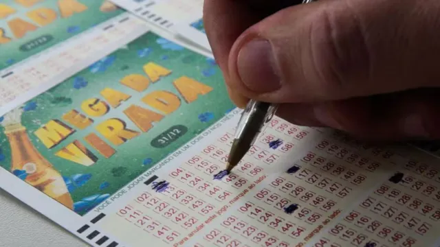 Imagem ilustrativa da notícia Bolas pesadas? Caixa alerta sobre fake news da loteria