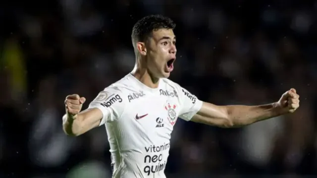 Imagem ilustrativa da notícia PSG, Corinthians e Gabriel Moscardo chegam enfim a um acordo