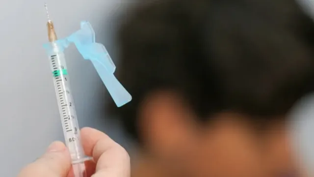 Imagem ilustrativa da notícia Dez estados iniciaram a vacinação contra dengue em crianças