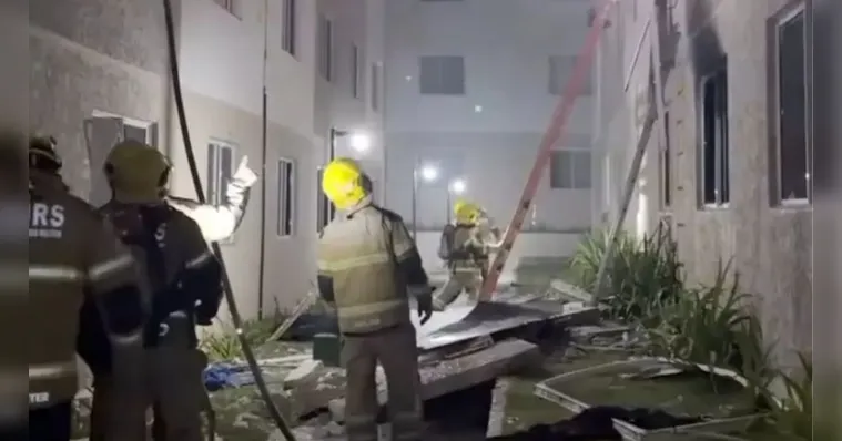 Imagem ilustrativa da notícia Explosão em Porto Alegre: torre está em risco de desabamento