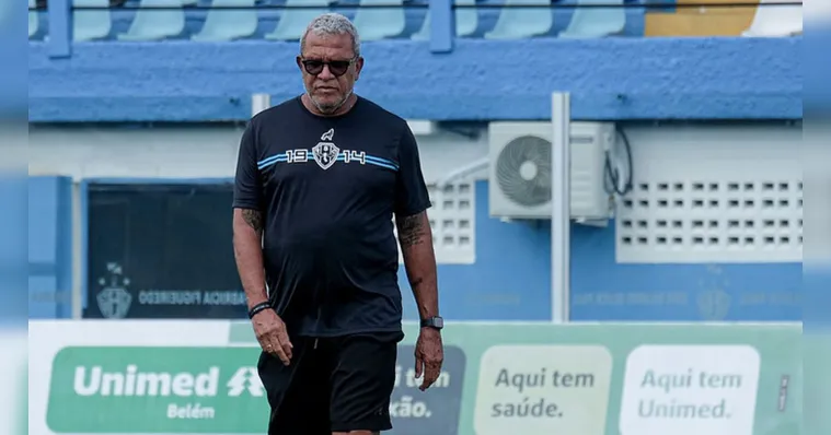 Imagem ilustrativa da notícia Três trocas? Paysandu tem problema sério no meio de campo 