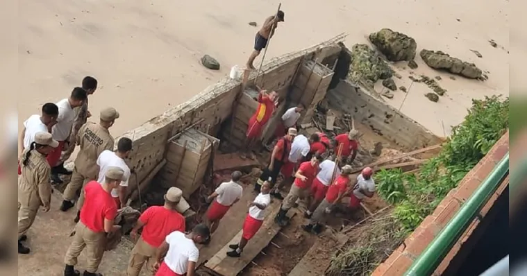 Imagem ilustrativa da notícia Homem morre em desmoronamento em praia de Mosqueiro