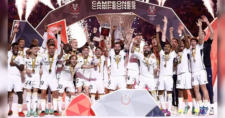 Imagem ilustrativa da notícia Vini faz história, destrói Barça e Real conquista Supercopa