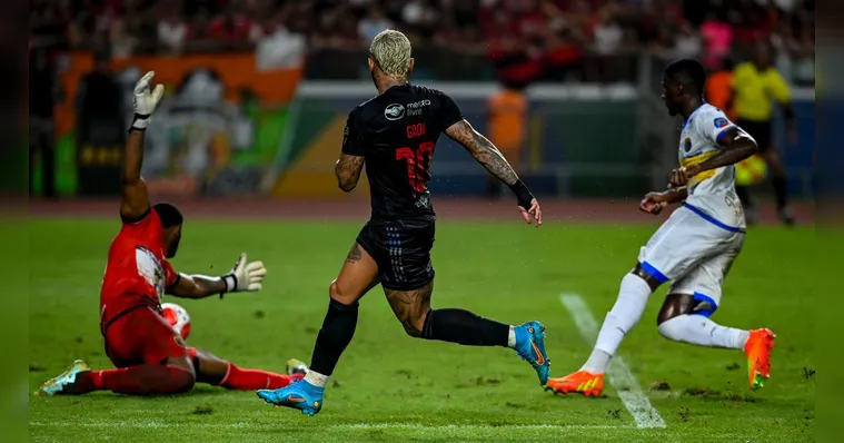 Imagem ilustrativa da notícia Vídeo: Flamengo homenageia Belém com música de Joelma