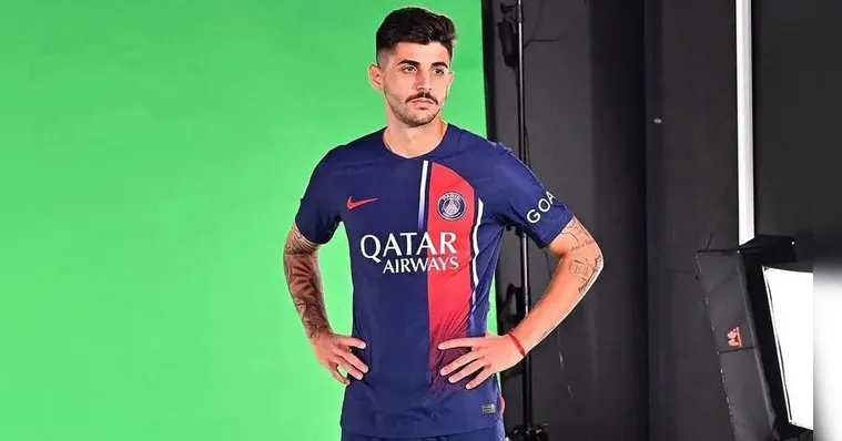 Imagem ilustrativa da notícia PSG contrata zagueiro do São Paulo por R$ 107 milhões