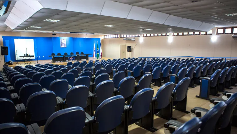 Imagem ilustrativa da notícia Depois de reforma, Uepa reinaugura auditório Paulo Freire