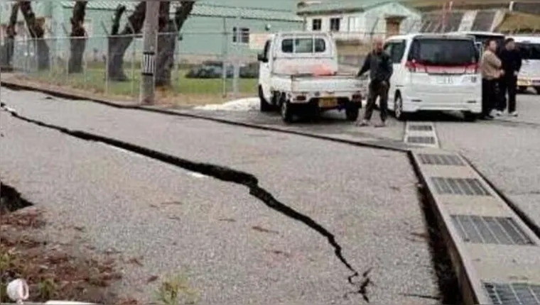 Imagem ilustrativa da notícia Terremoto de 7,6 atinge a região central do Japão