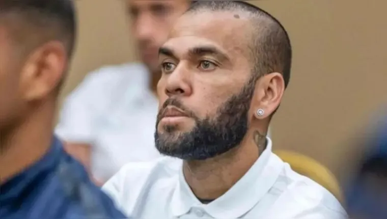 Imagem ilustrativa da notícia Dani Alves é convocado para comparecer a tribunal na Espanha