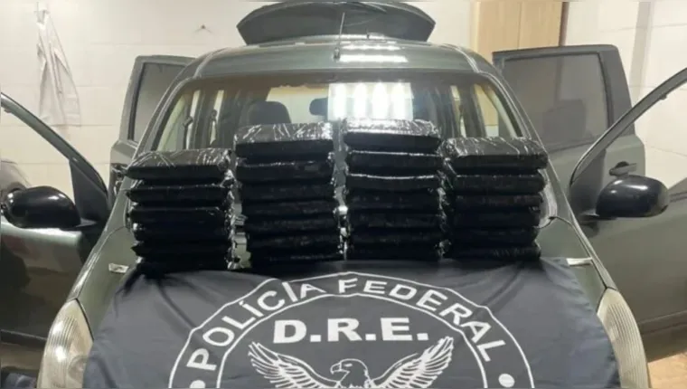 Imagem ilustrativa da notícia Polícia apreende quase 30kg de cocaína em carro em Marituba