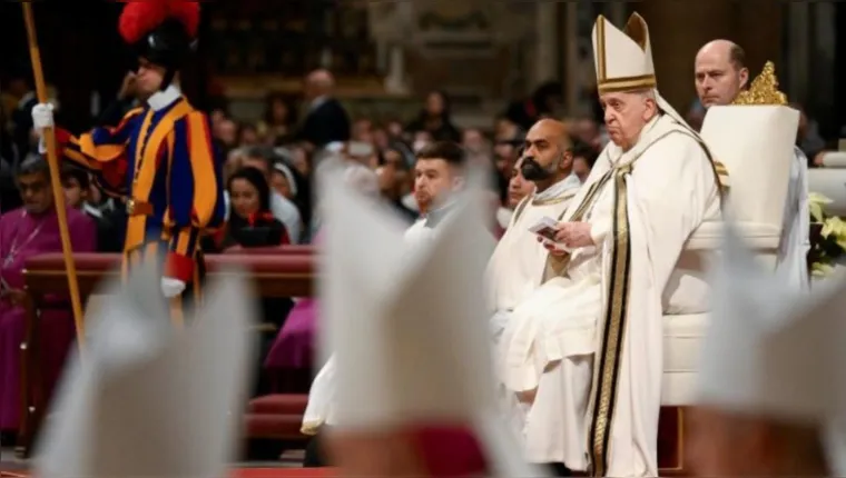 Imagem ilustrativa da notícia "Nosso coração está em Belém", diz Papa Francisco em missa 