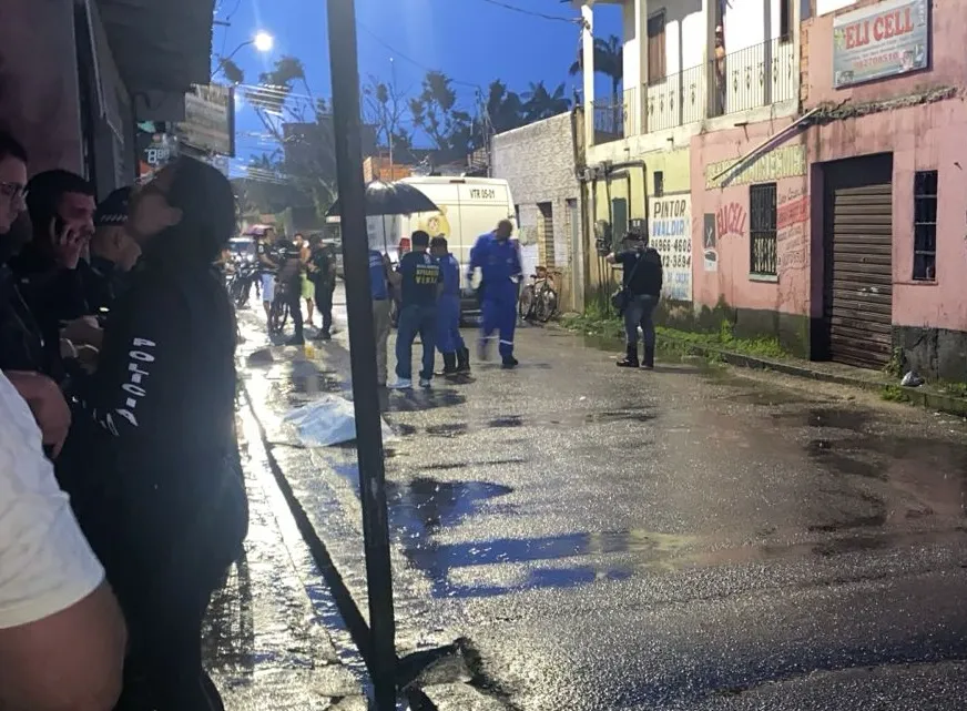 Homem é assassinado em plena chuva no bairro Águas Negras, em Icoaraci