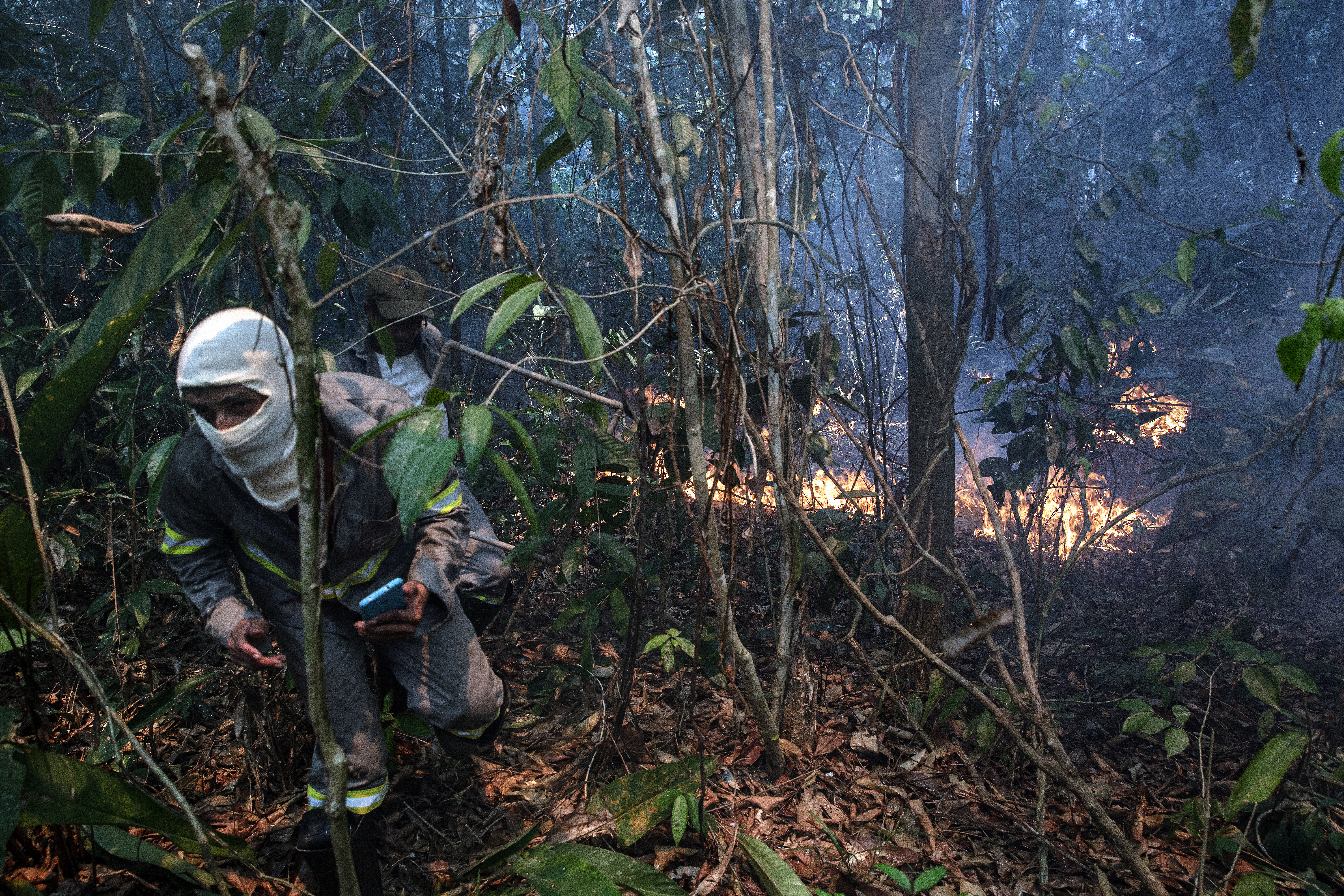 Imagem ilustrativa da notícia: Documentário mostra brigadistas que combatem incêndios