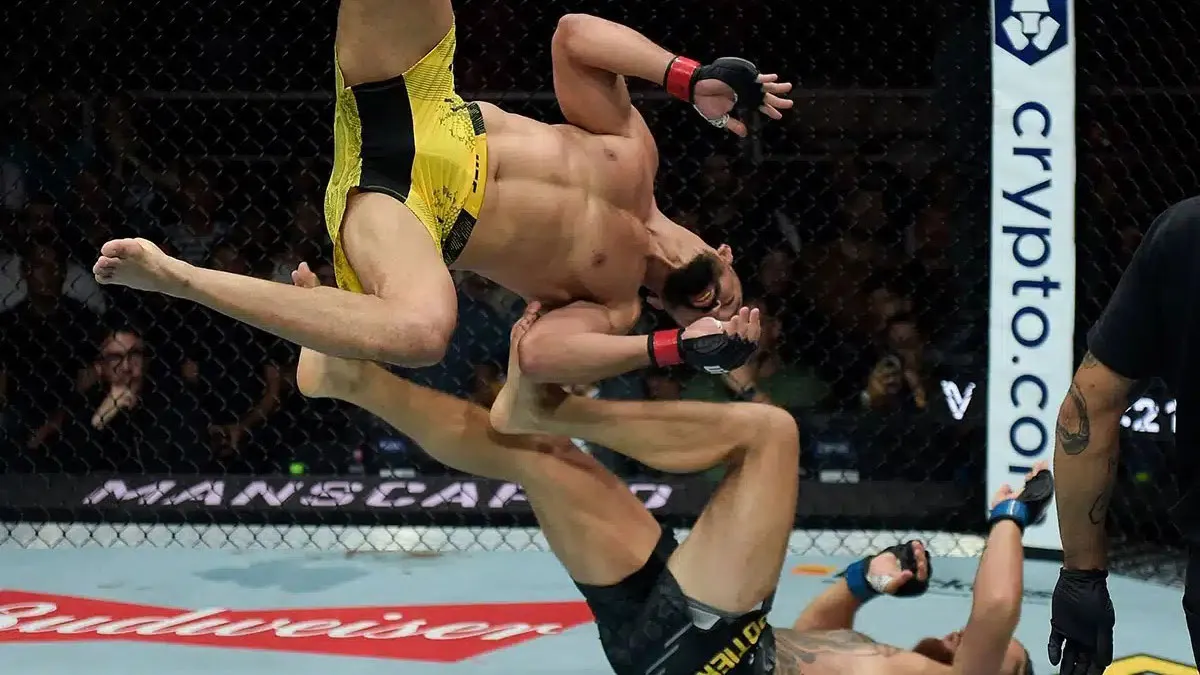 Michel Pereira dá mortal em cima do ucraniano Ihor Potieria durante vitória impressionante no UFC Rio.